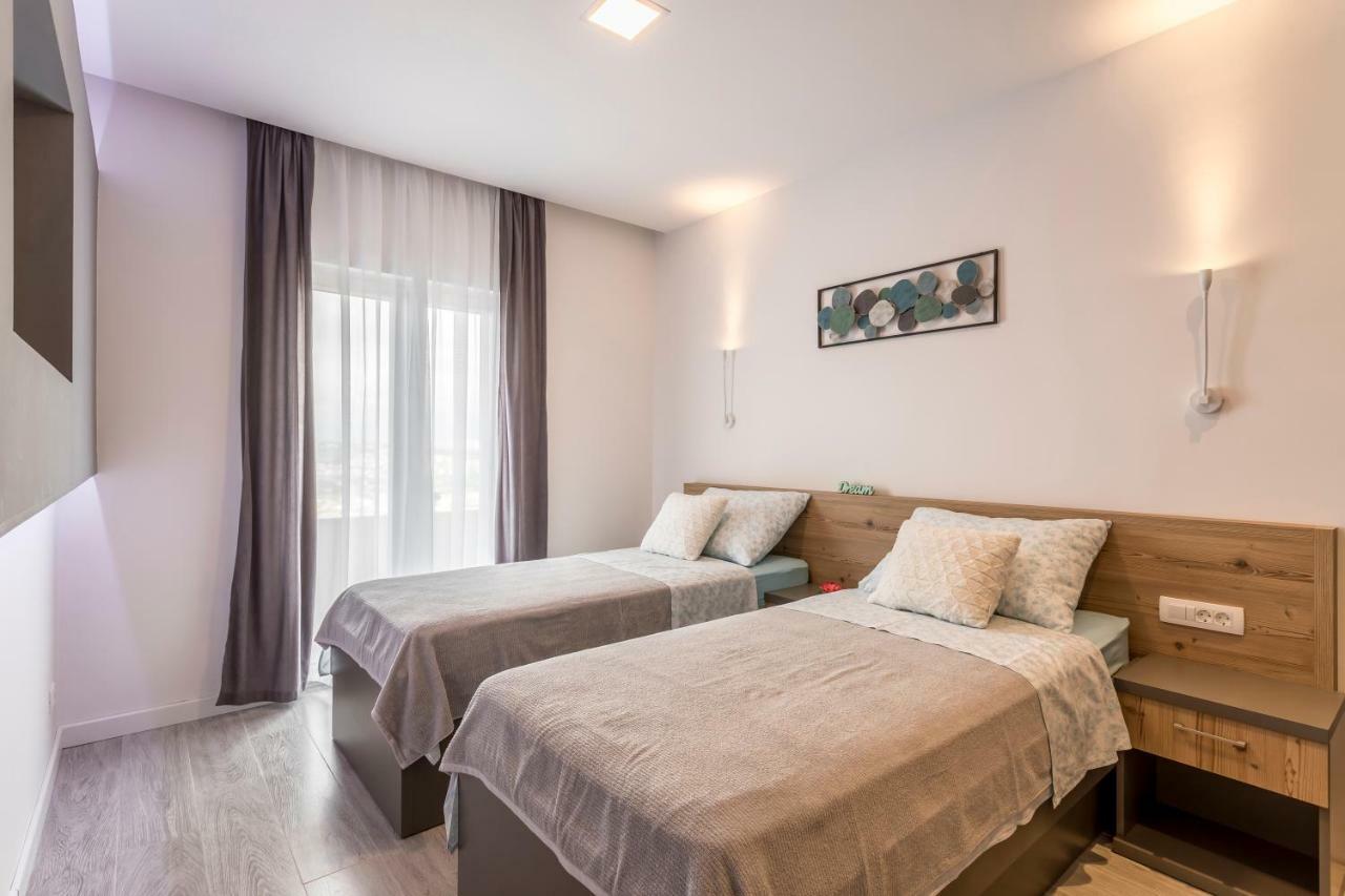 Appartement Apartman Nikola à Podstrana Extérieur photo